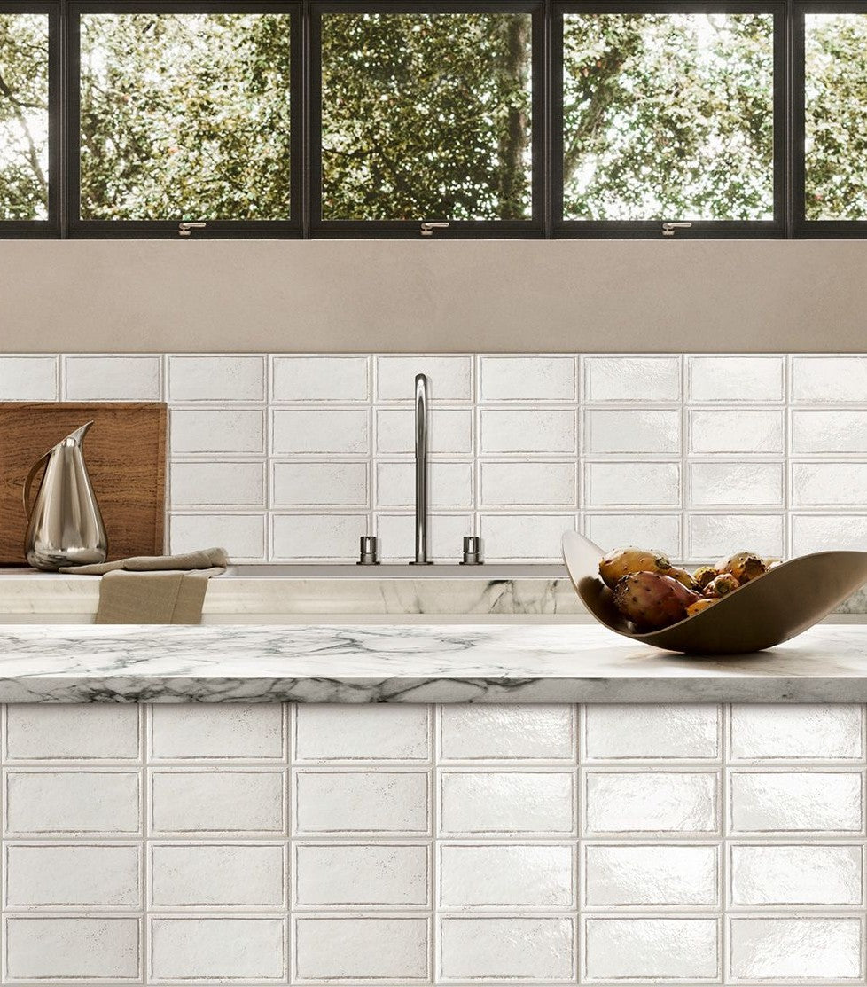 ホワイトチークカール Manhattan 4x8 White Gloss Tile – Tile Market of Delaware