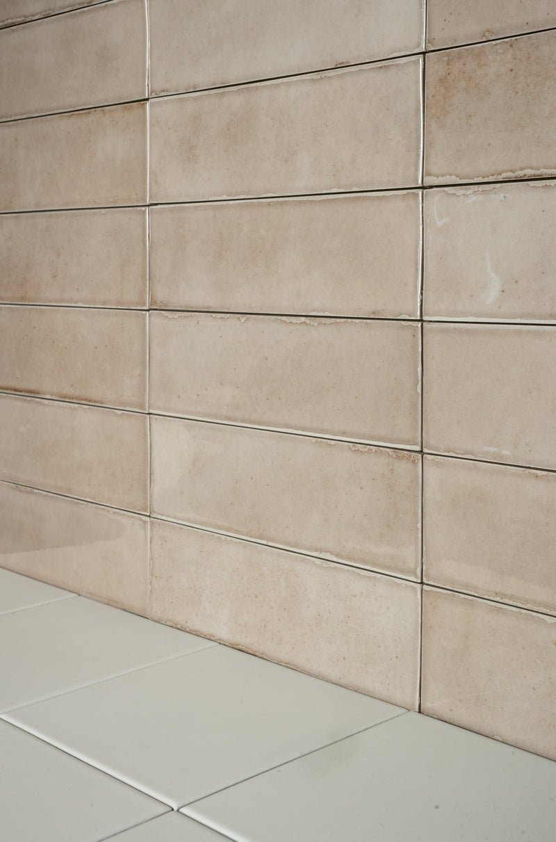 Align 2.5x9 Beige Gloss Porcelain Tile